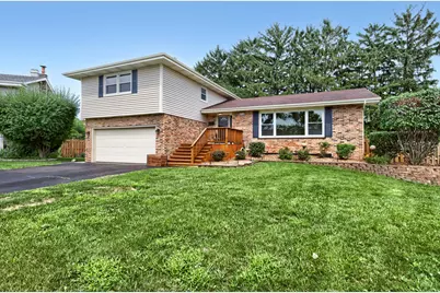 816 W Heritage Drive, Addison, IL 60101 - Photo 2