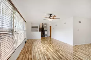816 W Heritage Dr, Addison, IL 60101 - Photo 4