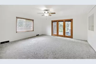 816 W Heritage Drive, Addison, IL 60101 - Photo 18