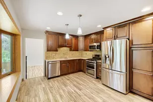 816 W Heritage Dr, Addison, IL 60101 - Photo 6