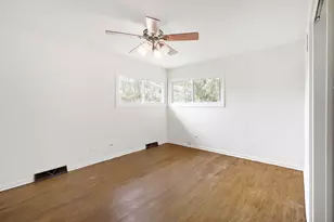 816 W Heritage Dr, Addison, IL 60101 - Photo 12