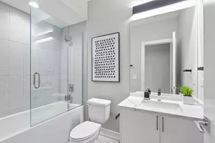 650 N Morgan St, Chicago, IL 60642 - Photo 12