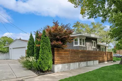 2804 W Rascher Avenue, Chicago, IL 60625 - Photo 2