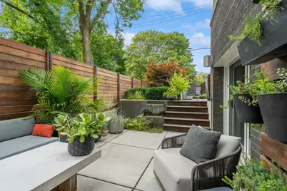 2804 W Rascher Avenue, Chicago, IL 60625 - Photo 30