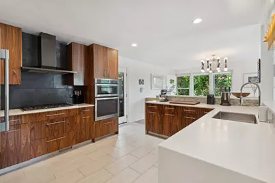 2804 W Rascher Avenue, Chicago, IL 60625 - Photo 6