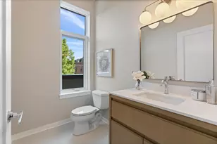 1729 W George St, Chicago, IL 60657 - Photo 16