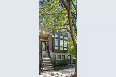1729 W George Street, Chicago, IL 60657 - Photo 1