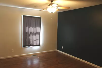 1402 W Masters Lane, Decatur, IL 62521 - Photo 10