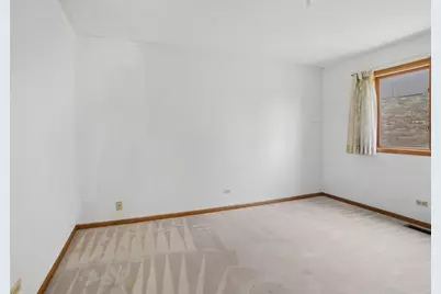 1280 N Aspen Way, Addison, IL 60101 - Photo 10