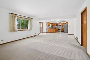 1280 N Aspen Way, Addison, IL 60101 - Photo 8