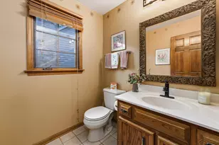 1381 Champion Forest Ct, Wheaton, IL 60187 - Photo 12