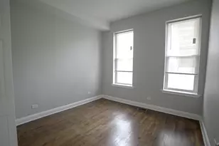 1322 W 18th Pl, Chicago, IL 60608 - Photo 2