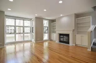 2365 N Wayne Ave, Chicago, IL 60614 - Photo 18