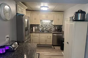 1101 Mercury Dr, Schaumburg, IL 60193 - Photo 14
