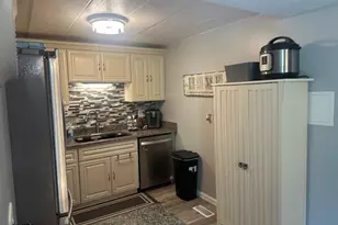 1101 Mercury Dr, Schaumburg, IL 60193 - Photo 16