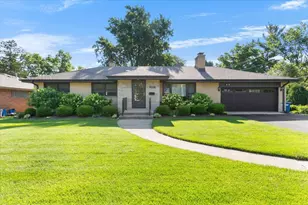 5831 Washington St, Downers Grove, IL 60516 - Photo 1
