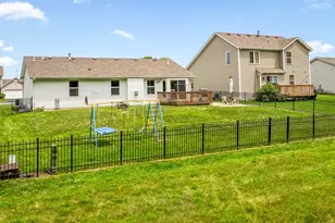 8460 Crooked Bend Rd, Machesney Park, IL 61115 - Photo 30