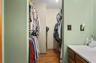 8460 Crooked Bend Rd, Machesney Park, IL 61115 - Photo 14