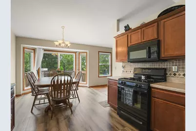8460 Crooked Bend Road, Machesney Park, IL 61115 - Photo 8