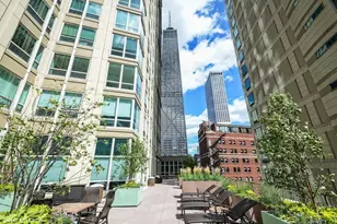 57 E Delaware Pl, Chicago, IL 60611 - Photo 26