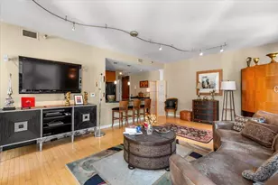 57 E Delaware Pl, Chicago, IL 60611 - Photo 4