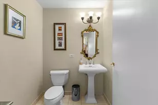 57 E Delaware Pl, Chicago, IL 60611 - Photo 14