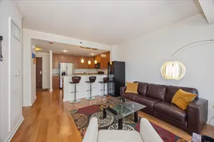 160 E Illinois St, Chicago, IL 60611 - Photo 8