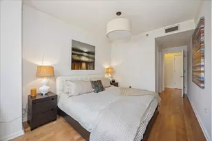 160 E Illinois St, Chicago, IL 60611 - Photo 14