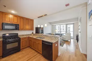 160 E Illinois St, Chicago, IL 60611 - Photo 6