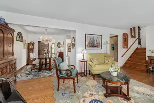 4733 S Pershing Ave, Downers Grove, IL 60515 - Photo 6