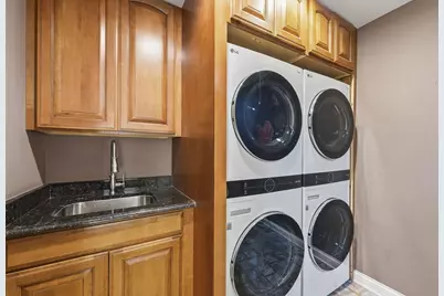 24145 W Milton Road, Hawthorn Woods, IL 60047 - Photo 20