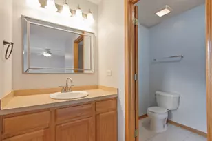 5010 W 79th St, Burbank, IL 60459 - Photo 18