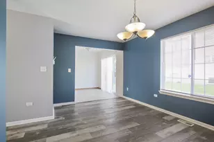 5010 W 79th St, Burbank, IL 60459 - Photo 4