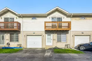 5010 W 79th St, Burbank, IL 60459 - Photo 1