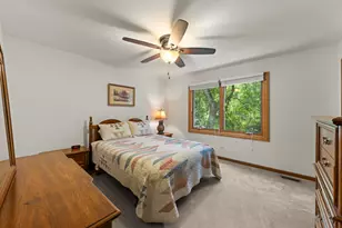 8S765 Singletree Ln, Naperville, IL 60565 - Photo 22