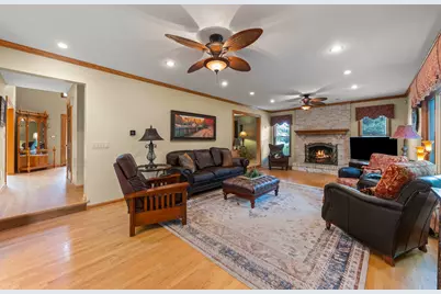8S765 Singletree Lane, Naperville, IL 60565 - Photo 12