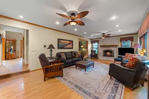 8S765 Singletree Ln, Naperville, IL 60565 - Photo 12