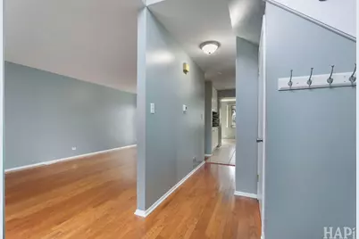 1046 Cumberland Court, Vernon Hills, IL 60061 - Photo 4