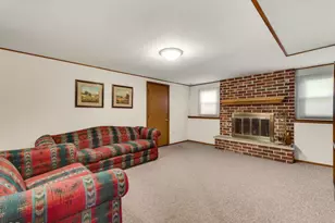 7827 Rohrer Dr, Downers Grove, IL 60516 - Photo 12