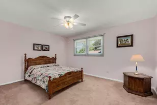 7827 Rohrer Dr, Downers Grove, IL 60516 - Photo 16