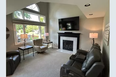 829 Kent Circle, Bartlett, IL 60103 - Photo 8