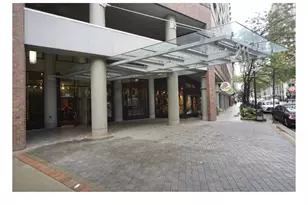 211 E Ohio St, Chicago, IL 60611 - Photo 2