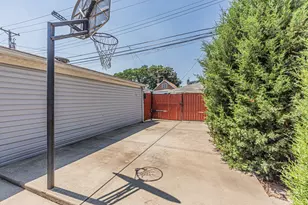 3448 N Oleander Ave, Chicago, IL 60634 - Photo 26