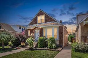 3448 N Oleander Ave, Chicago, IL 60634 - Photo 1
