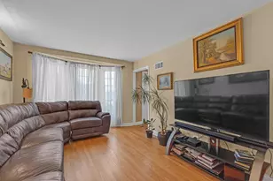 3448 N Oleander Ave, Chicago, IL 60634 - Photo 2