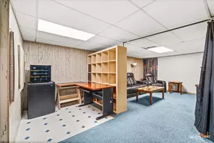 30W375 Pinehurst Dr, Naperville, IL 60563 - Photo 20
