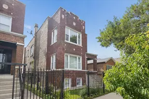 4630 S Sawyer Ave, Chicago, IL 60632 - Photo 2