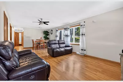 1003 Bellevue Avenue, Elgin, IL 60120 - Photo 10