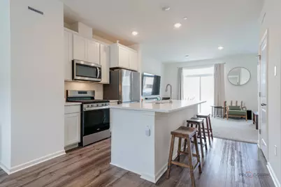 605 Acadia Avenue, Mundelein, IL 60060 - Photo 6