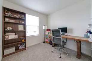 605 Acadia Ave, Mundelein, IL 60060 - Photo 10